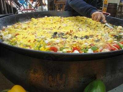 Hola Paella