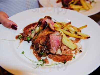 Eatwith: Carine Of London