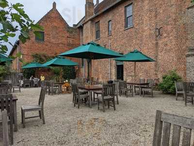 Stables Cafe - Osterly Park