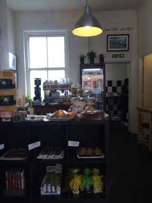 The Corner Cafe And Deli