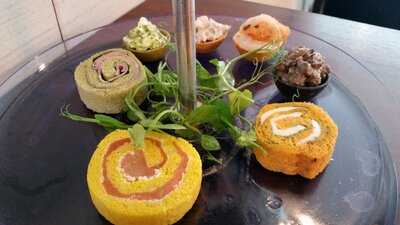 Studio Bar And Kitchen