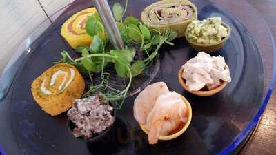 Studio Bar And Kitchen