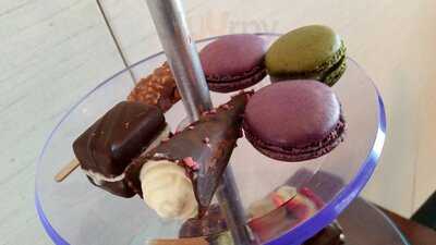 Studio Bar And Kitchen