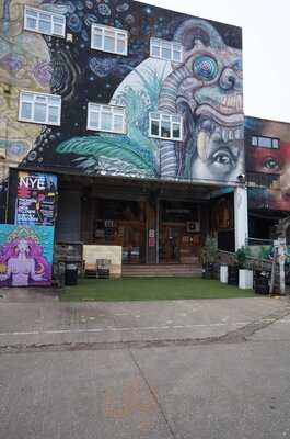 Number 90 Bar And Kitchen