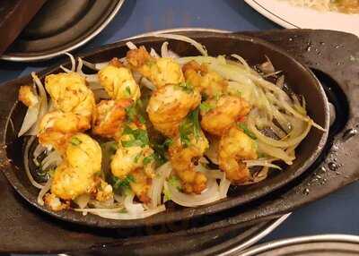 Monty's Nepalese Cuisine