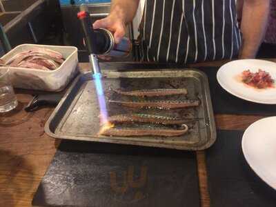 Pickled Pig Grub Club