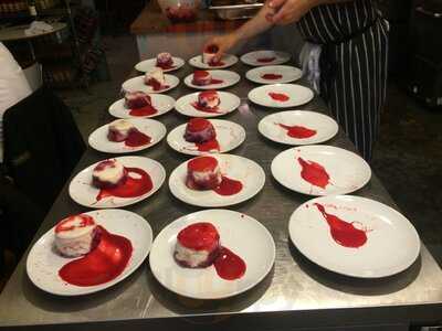 Pickled Pig Grub Club