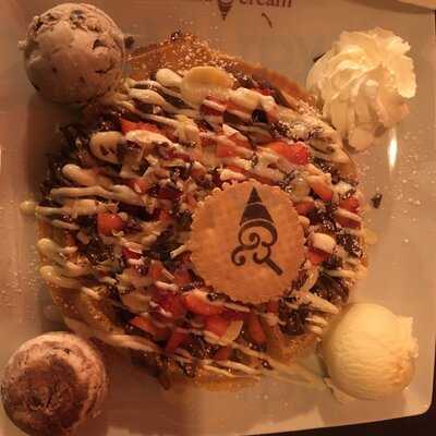 Cookies & Cream Mile End