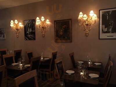 Bambino's On The Park