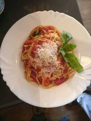 Goppa Restaurant & Pizzeria