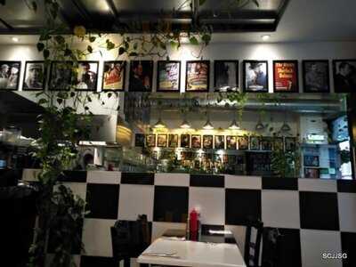 Holmes Fish And Chips