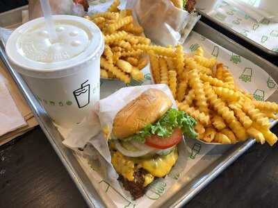Shake Shack Mansion House