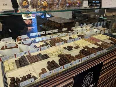 Formosa Flowers & Chocolaterie