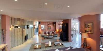 Oak Tree W6 Pub & Restaurant