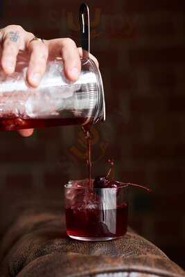 Spelzini And Luigi’s Bar