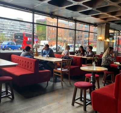 The Elephant And Castle Pub