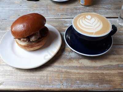 Cafe Roehampton Gate