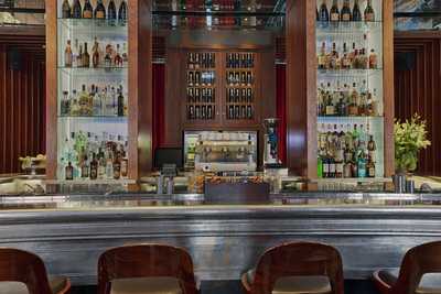 Anthracite Martini Lounge