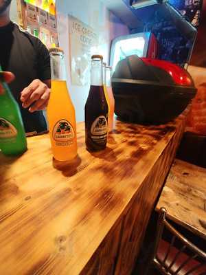 Opla Gourmet Burgers