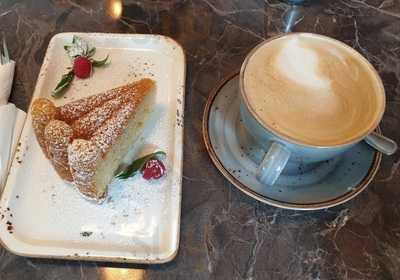 Latymer Cafe - Photo 8