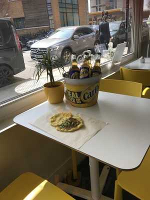 W2 Caribbean Cafe And Roti Shop