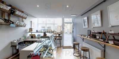 Artisan Chocolate Cafe