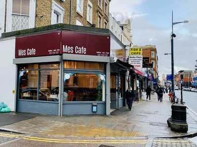 Ellie's Cafe & Diner