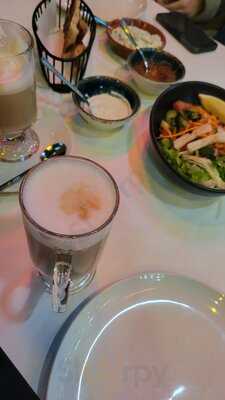 Gunes Restaurant - Photo 7