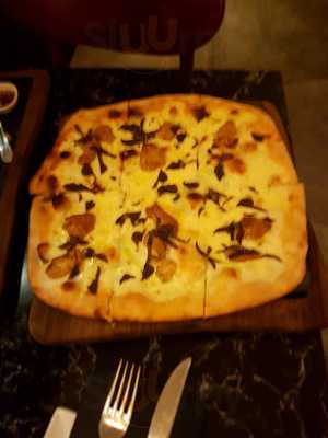 Lt Wine And Cocktail Bar