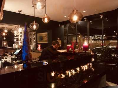 Lt Wine And Cocktail Bar