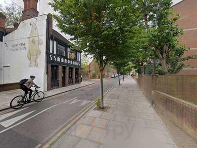 Albion In Goldsmiths Row