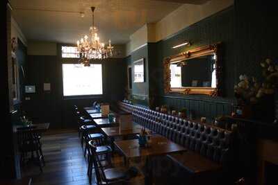 Nightingale On The Green