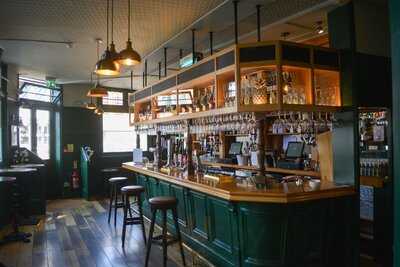 Nightingale On The Green