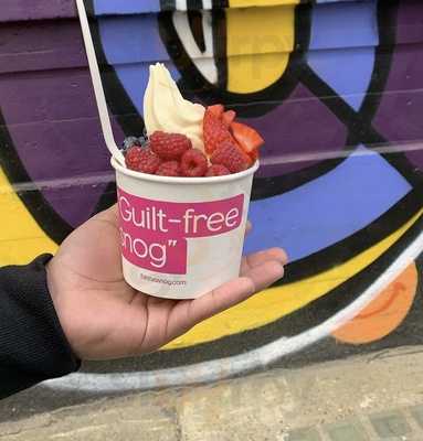 Snog Frozen Yogurt