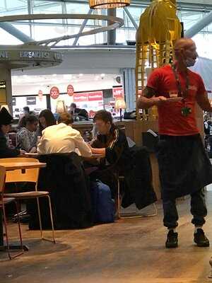 Giraffe World Kitchen