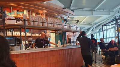 Giraffe World Kitchen