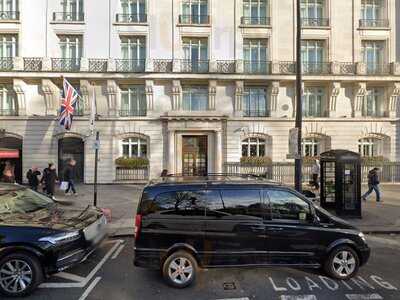 Lanes Restaurant & Bar