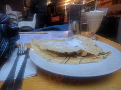 Riley The Ice Cream Cafe