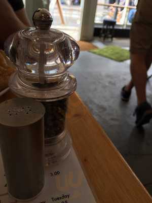 Riley The Ice Cream Cafe