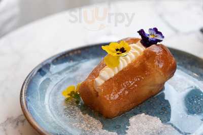 Clouds Coffee Lounge