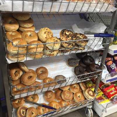 Yummies Deli Mill Hill