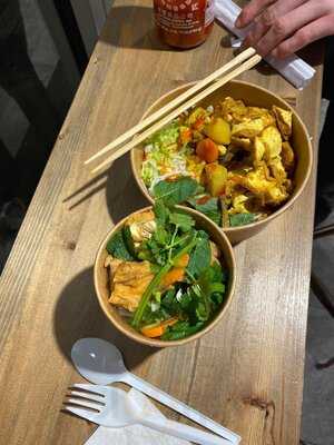 Co'm In Vietnamese Eatery & Coffee