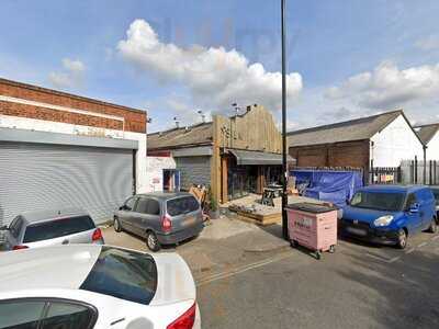 Albanafsaj Restaurant And Cafe