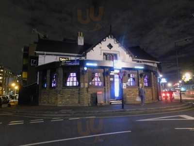 57 Restaurant & Lounge