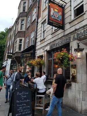 The Devonshire Arms - Photo 7