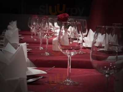 Table 10 Steakhouse And Sea Food