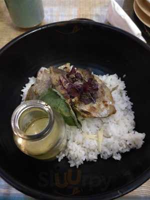 Moshi Moshi Sushi - Limeburner Lane