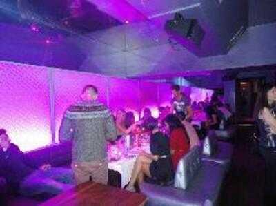 Aura Kitchen And Bar