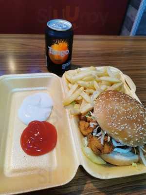 Famous Chicken & Pizza