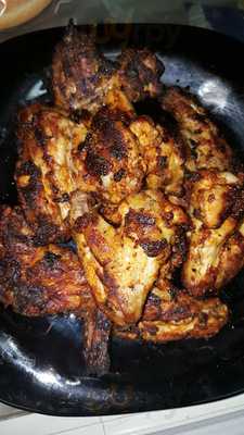 Famous Chicken & Pizza